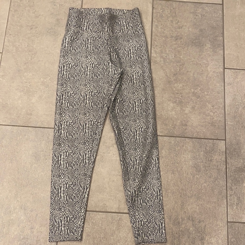 Express leather print leggings